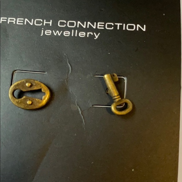 French Connection Metal earrings - Picture 2 of 4